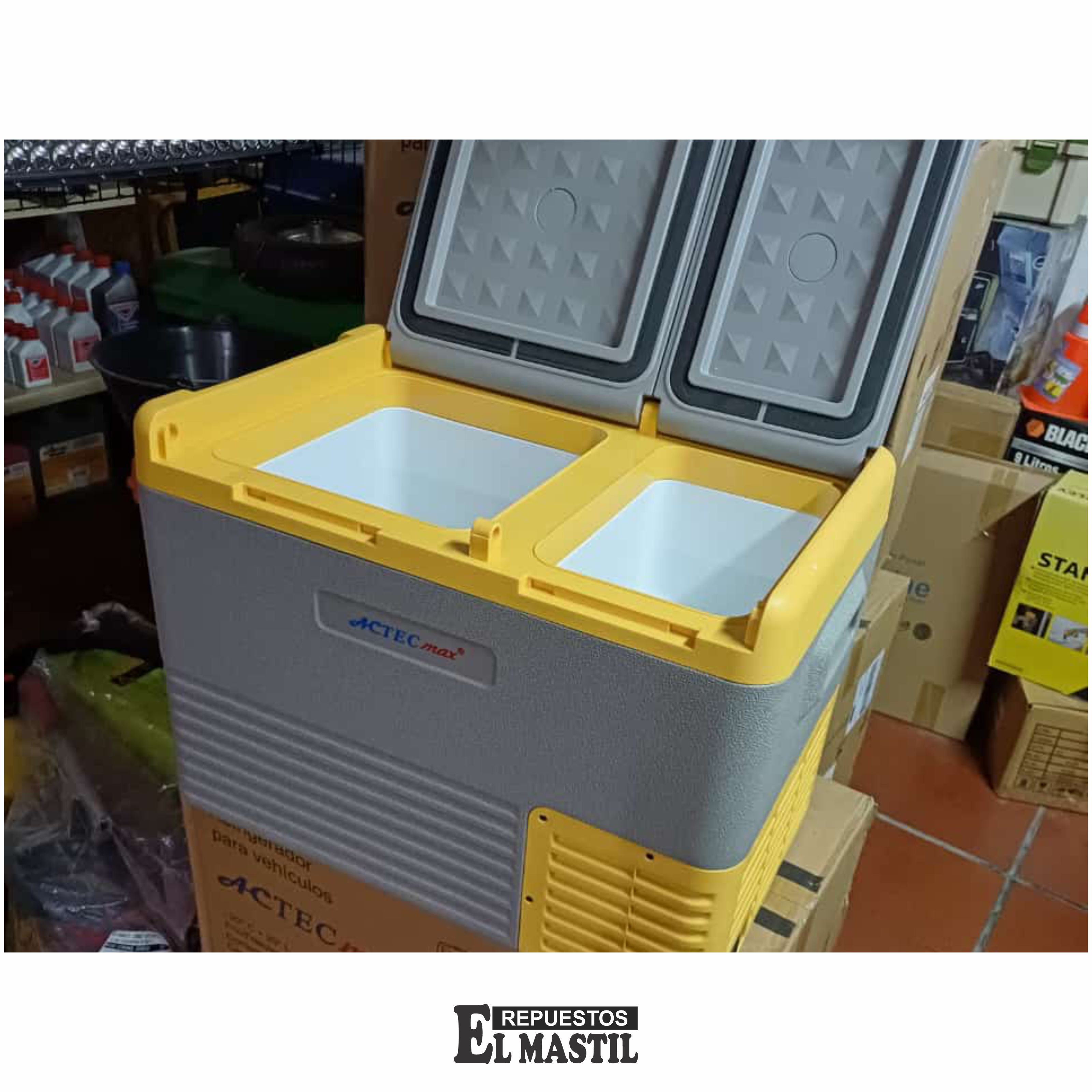 Interior de la heladera ACTECmax con dos compartimentos independientes